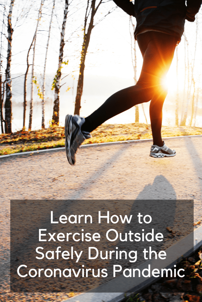 how to Exercise Outside Safely During the Coronavirus Pandemic