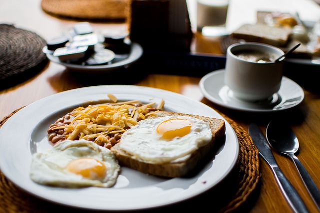 eating out for breakfast