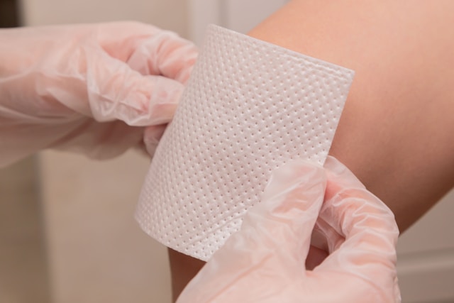 bandaging knee