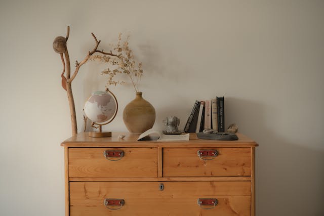 dresser