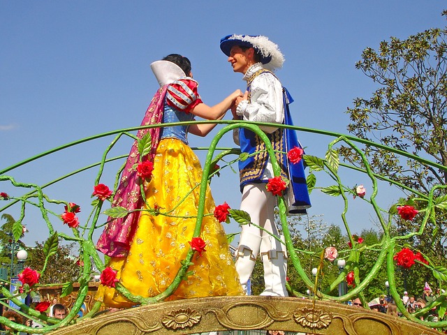 prince and princess on bridge