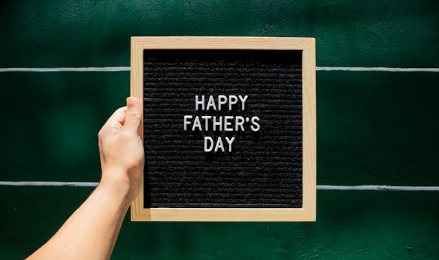 Happy Father's Day sign