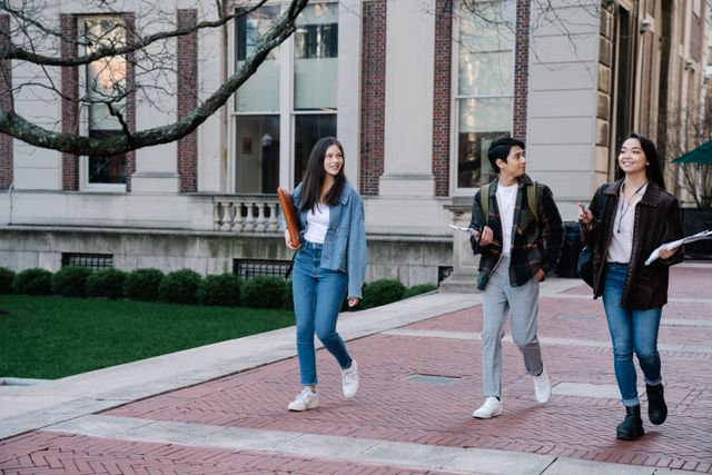 teens at college